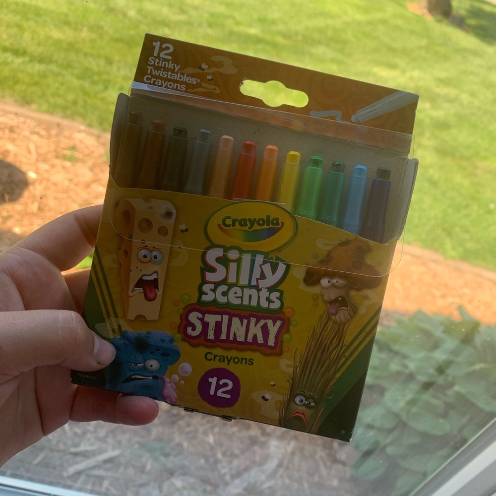 Silly scents crayons